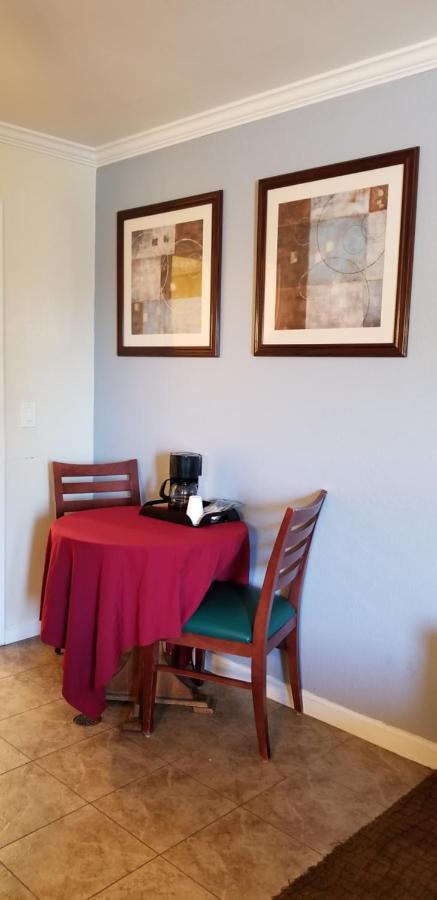 Sierra Crossing Motel Bloomington 외부 사진
