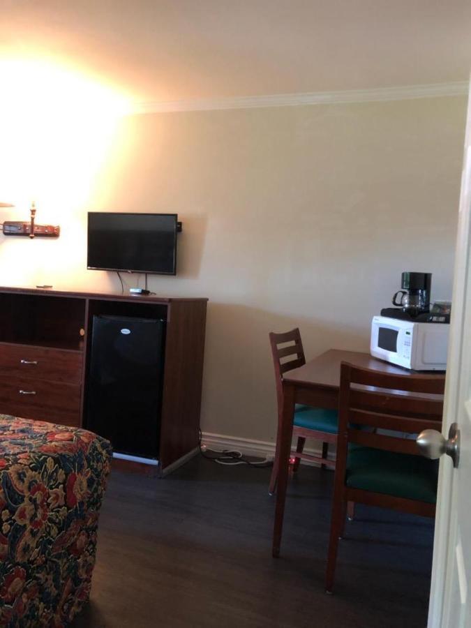 Sierra Crossing Motel Bloomington 외부 사진