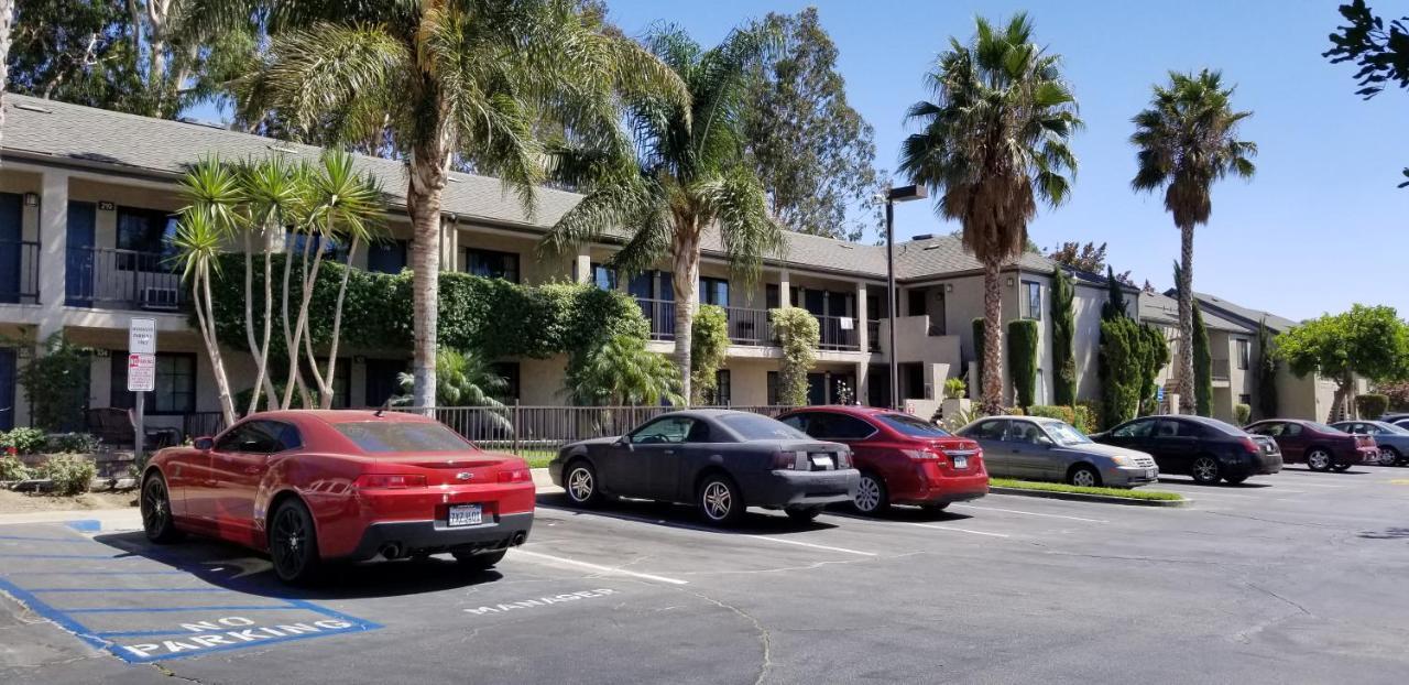 Sierra Crossing Motel Bloomington 외부 사진